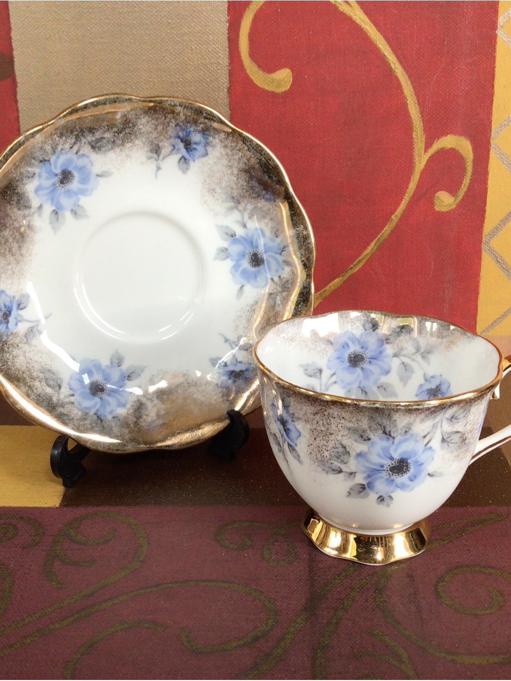 Royal Albert Blue Floral Teacup And Saucer - Picture 2 of 5